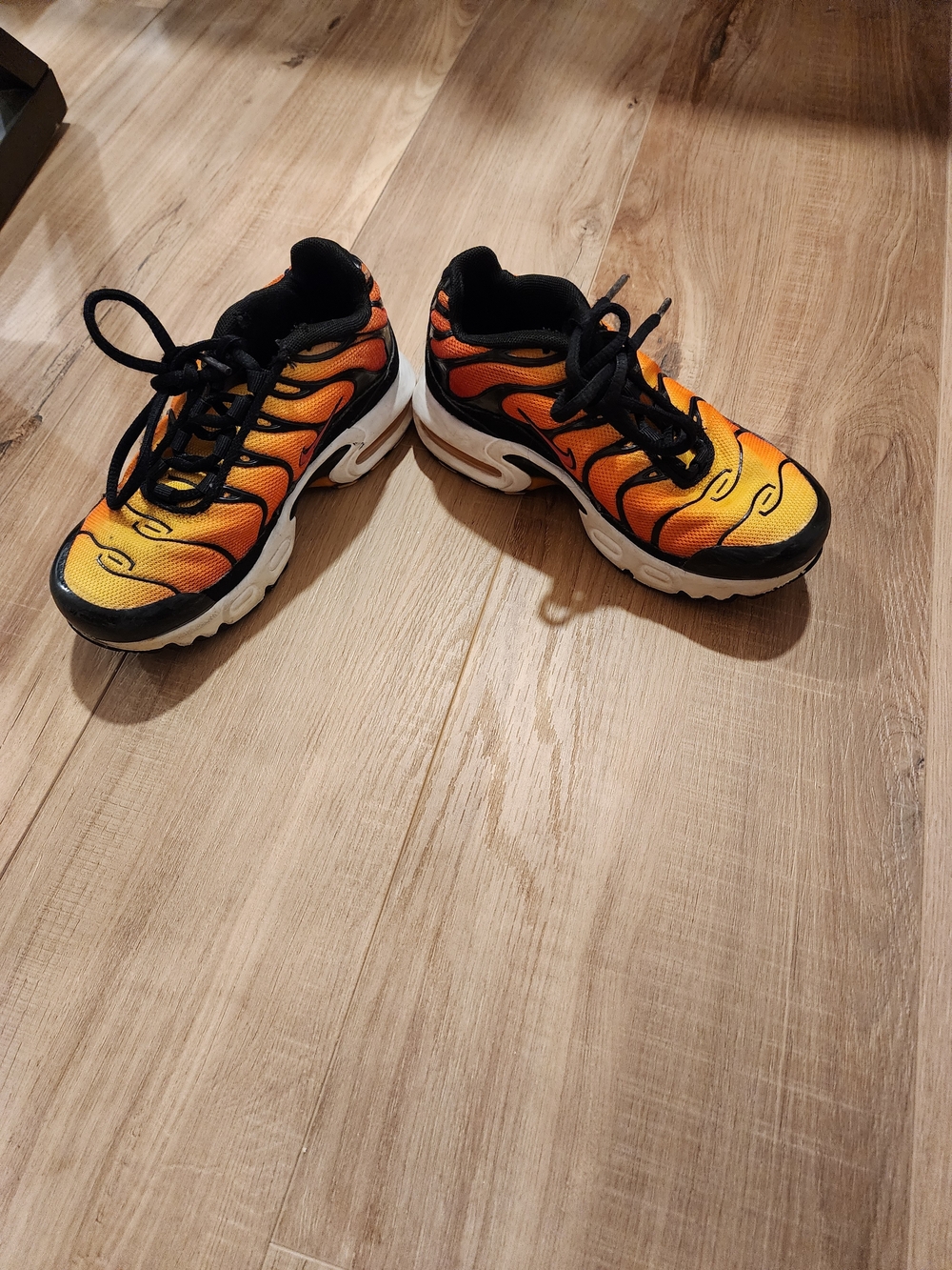 Nike Air Max Plus TN "Sunset" Orange & Black Sneakers US 12C
